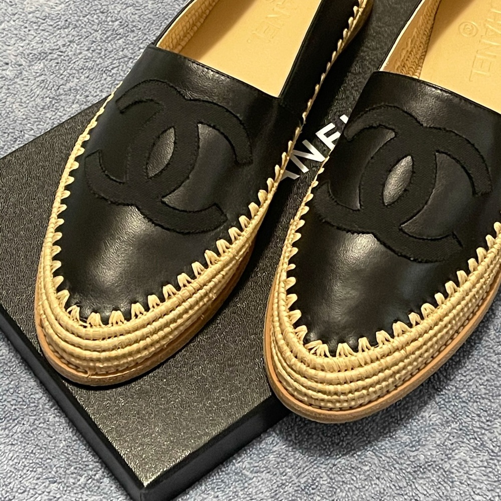 CHANEL ESPADRILLES, Sz 41, Black